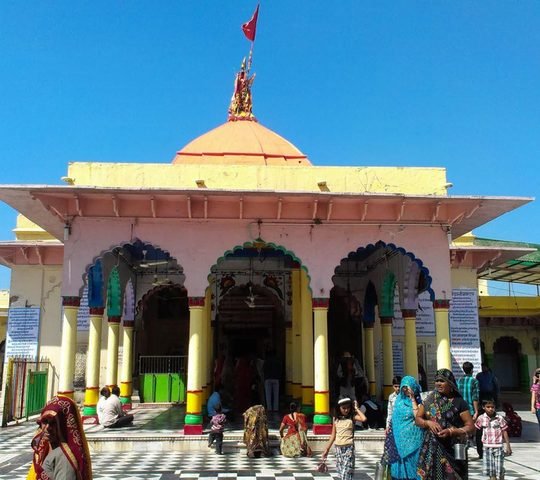 Dauji (Baldeo) Temple - photo 1