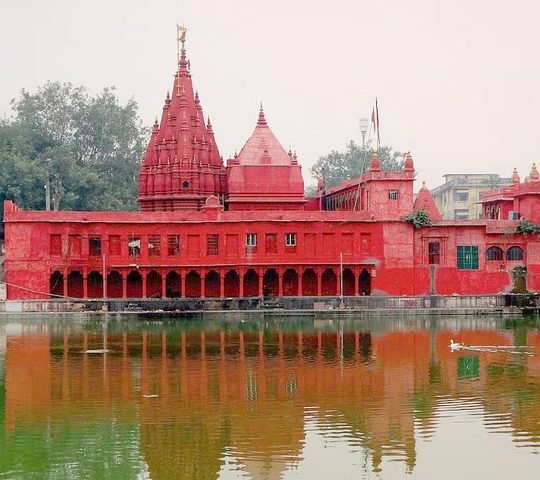 Durga Kund Temple - photo 1