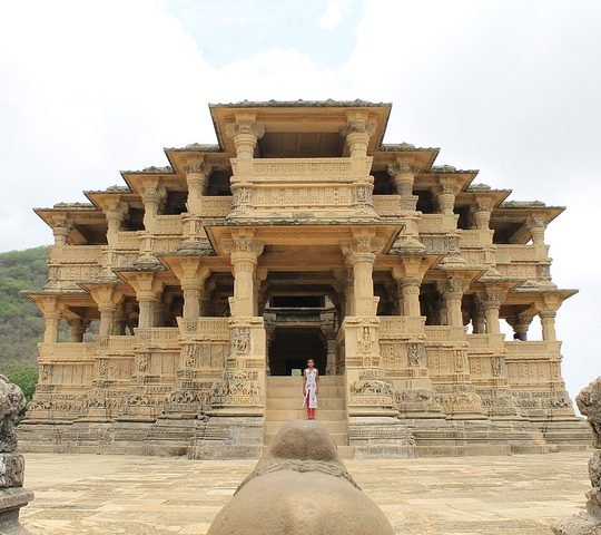 Navlakha Temple - photo 1