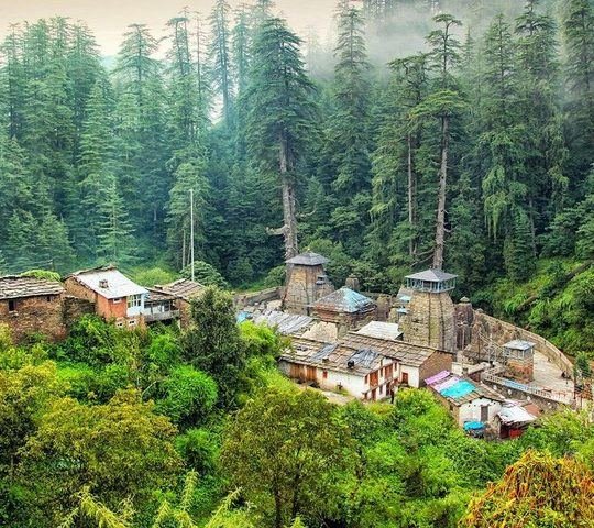 Patal Bhuvaneshwar Temple - photo 1