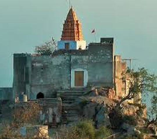 Savitri Temple - photo 1